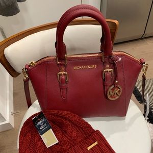 Michael Kors Bag & Beanie